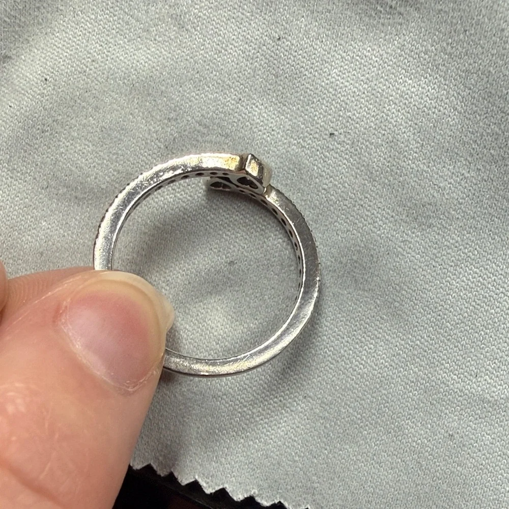 Pandora Two Sparkling Hearts Ring 8.5 - Picture 4 of 4